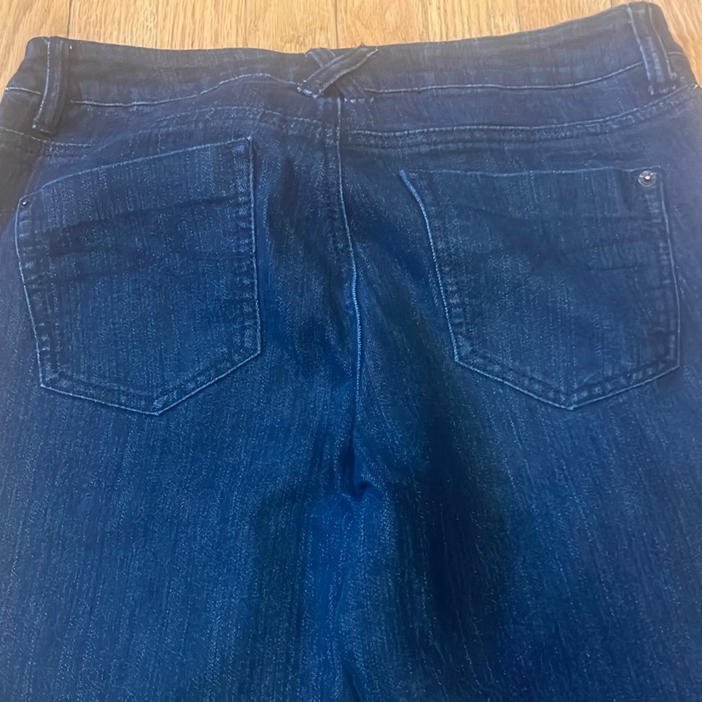 Like new DKNY size 8 woman’s